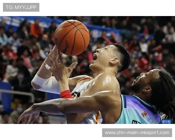 宁波队突破内线得手