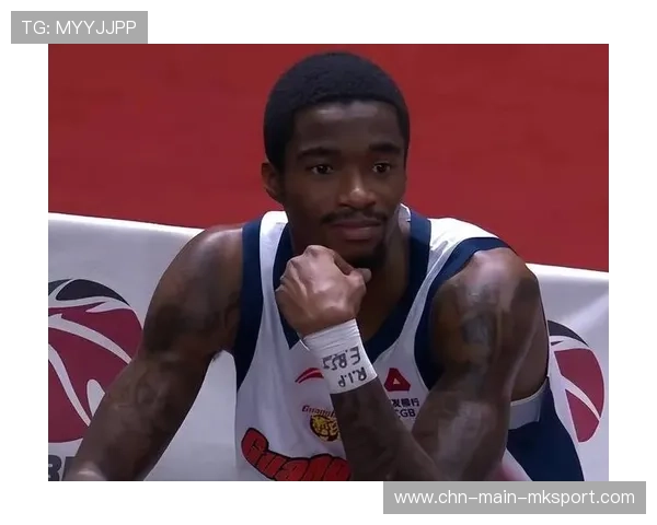 广东萨姆纳关键上篮，比赛节奏掌控