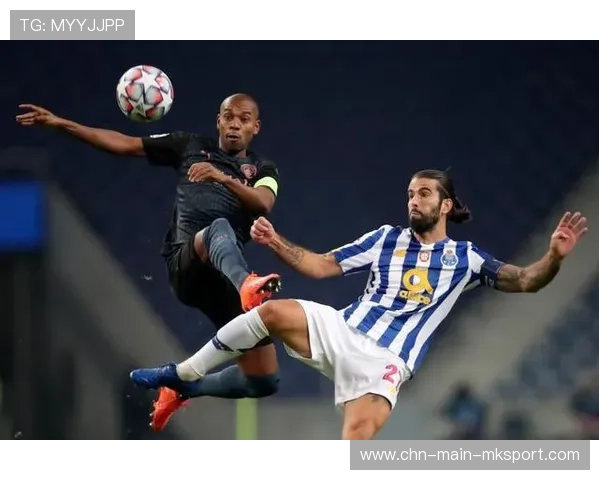 波尔图研究哈兰德式铁头怪——探索足球世界的“空中霸主”